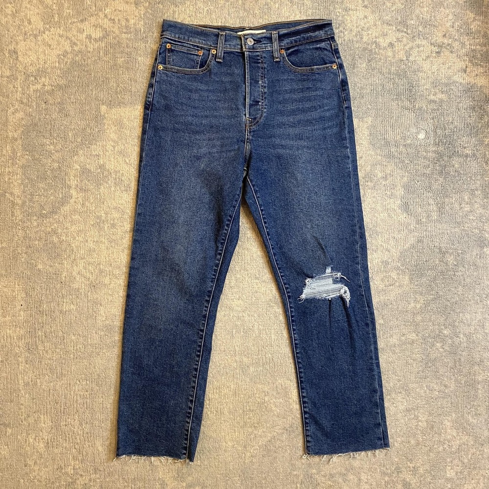 Levis Wedgie Straight Jeans Womens W30 L28 Medium Blue High Rise Distressed